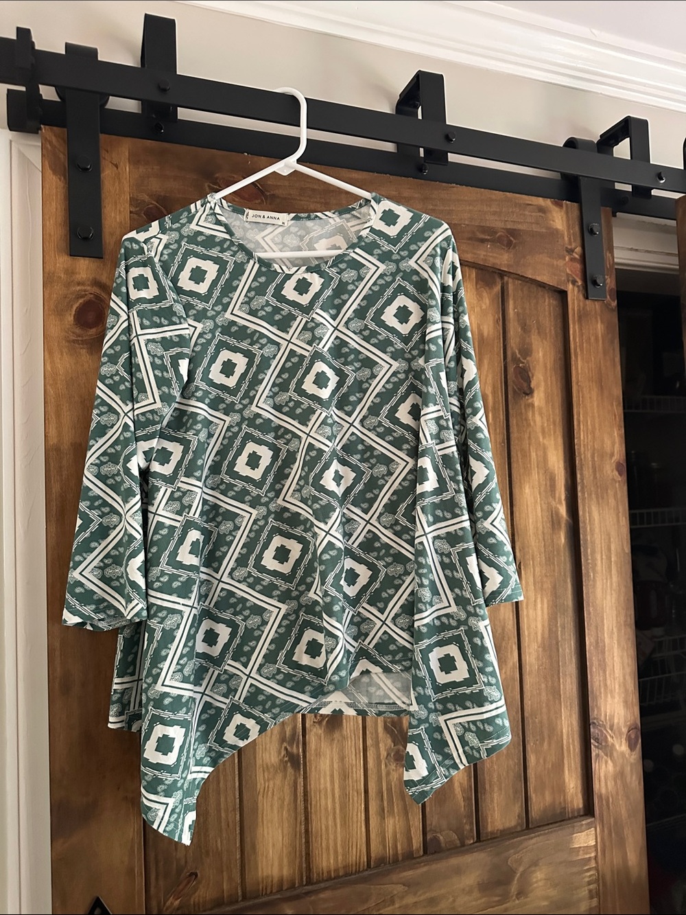 Jon & Anna Relaxed Green Geometric Tunic Top - Women